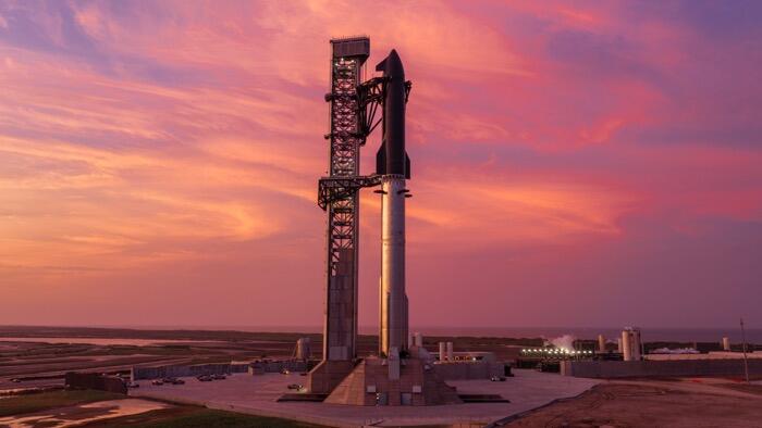 SpaceX Reportedly Turns Away Falcon Customers As Starship Gamble Comes Into Focus