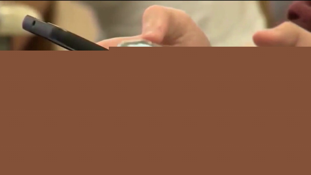 Oakland Unified School District to implement full cell phone ban