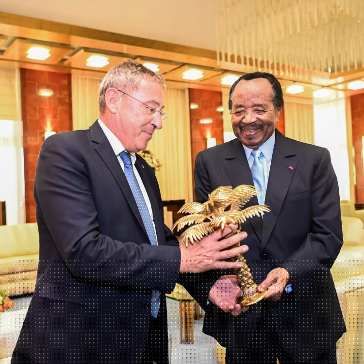 - Absence de Paul Biya : le malaise gagne les chancelleries