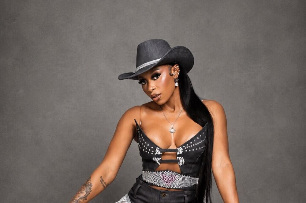DJ Zinhle celebrates as Zee Nation Fest draws huge crowd