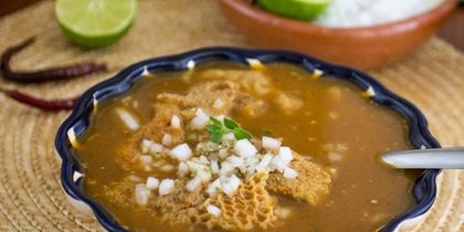 ¿Qué tan saludable es comer la carne del menudo?