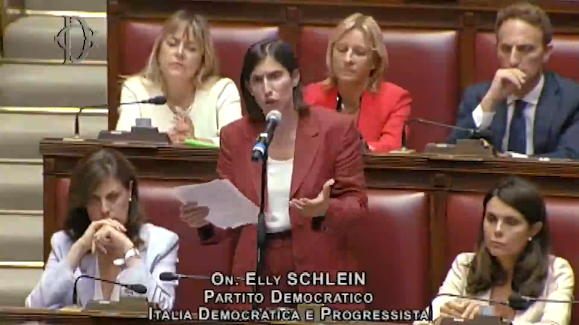 Delmastro, Schlein: “Lui ha detto che non ha nulla da nascondere, perché Meloni lo sta coprendo?”
