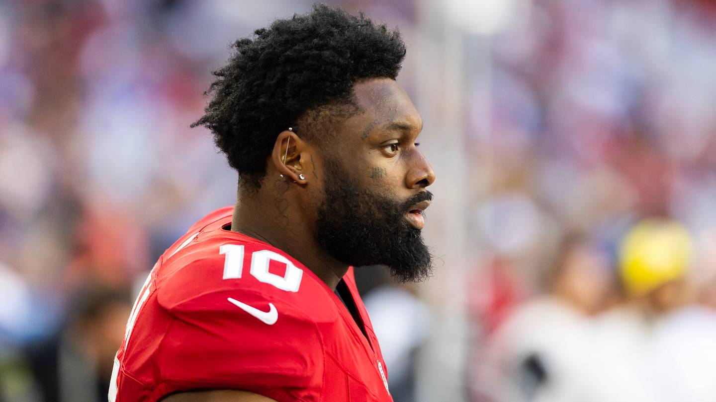 Josh Sweat 'Locked In' As Cardinals Return Draws Closer