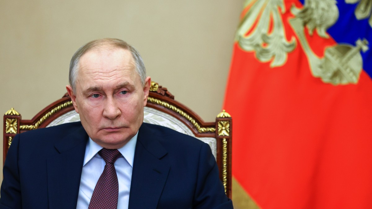 "PUTIN ĆE UMRETI NA VLASTI RANIJE NEGO ŠTO SE MISLILO" Šok otkriće eksperta o sudbini ruskog lidera i 5 mogućih scenarija njegovog odlaska: "Pripremite se za HAOS"