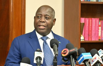 PM Davis Announces Phase One Of GB Airport