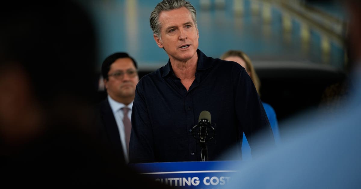 California Gov. Gavin Newsom joins campaigning Dems in Oakland County