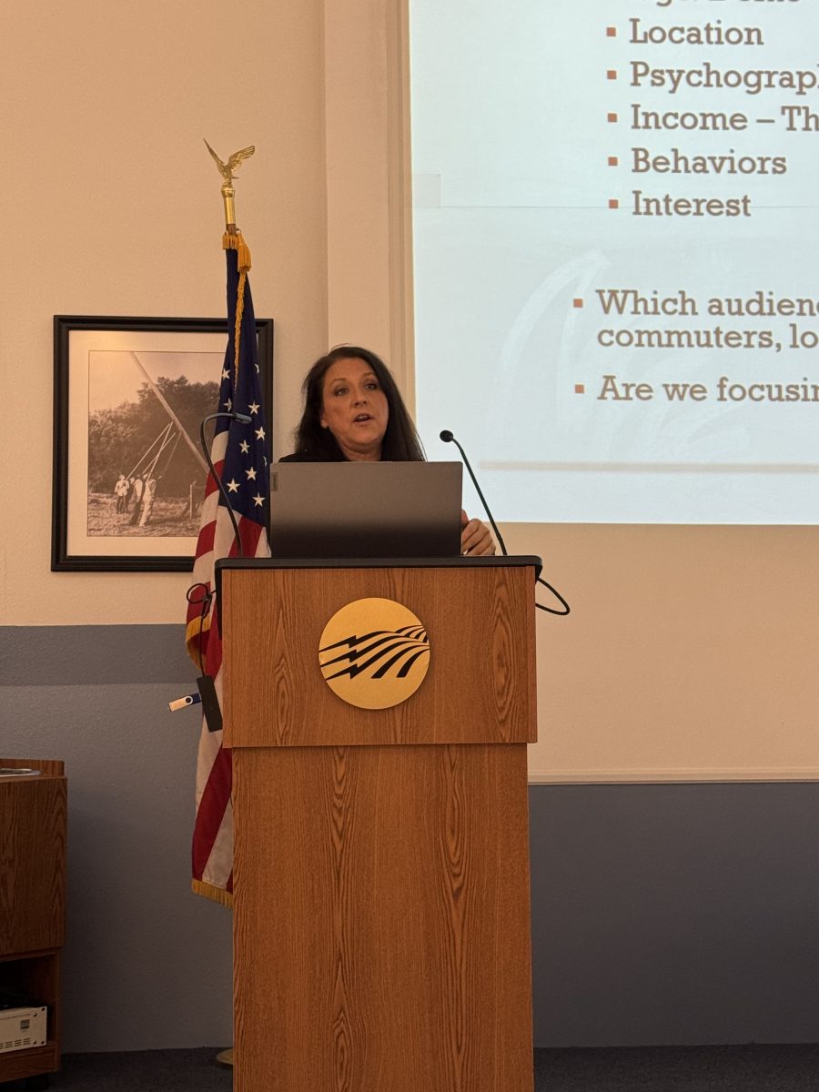 Former iHeart Media account executive imparts marketing wisdom