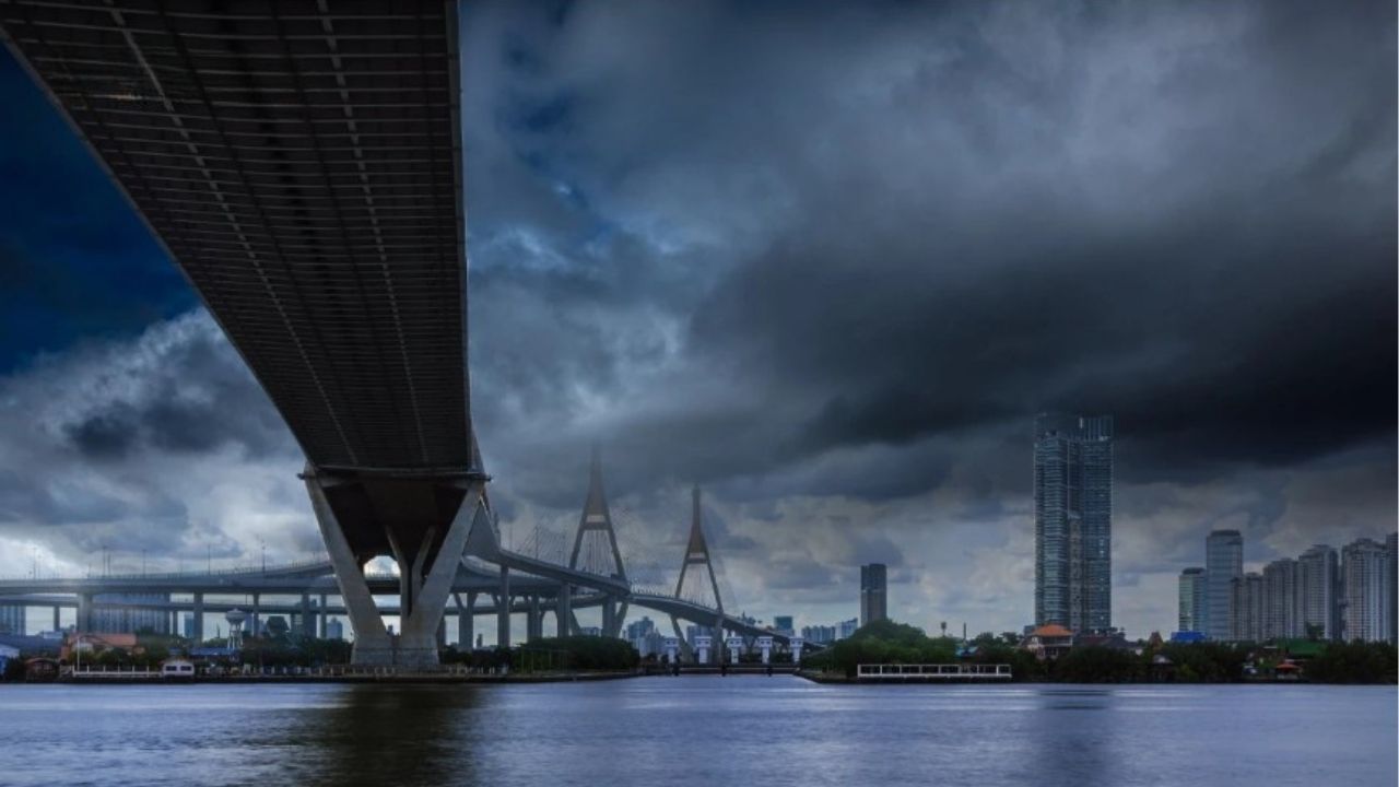 Thailand dodges storm Matmo but rain lashes regions