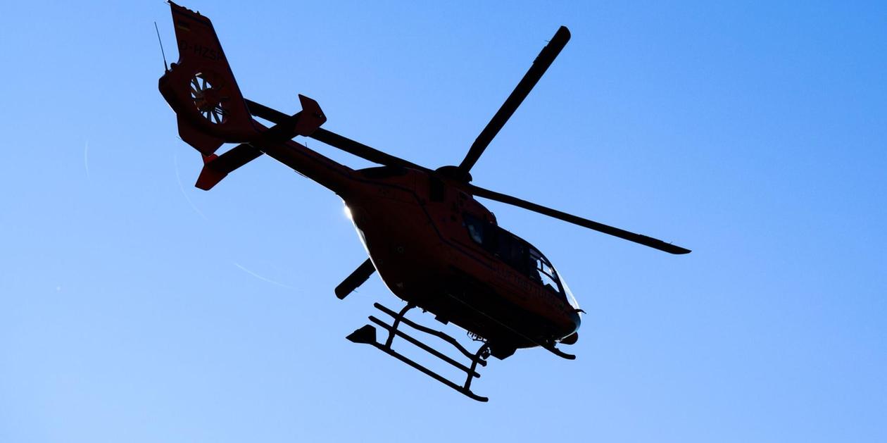 Motorradfahrer stirbt nach Sturz auf dem Jochpass - Einsatz mit Helikopter kommt zu spät