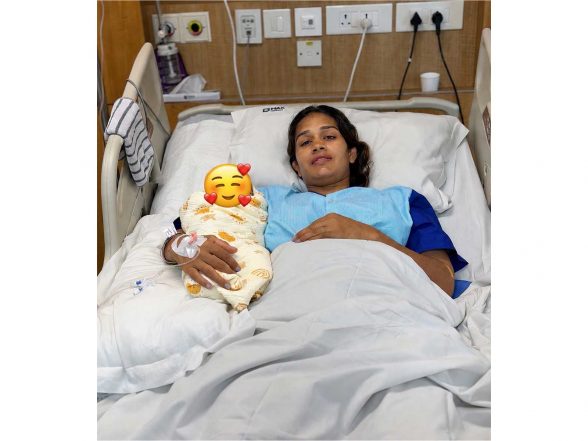 Sports News | Wrestler Babita Phogat Welcomes Baby Girl on Shivratri