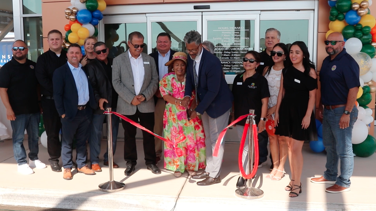 Sunsest Health holds ribbon cutting ceremony in Somerton for brand new clinic