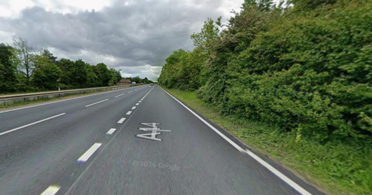 Lorry tyre blows out during crash into central reservation