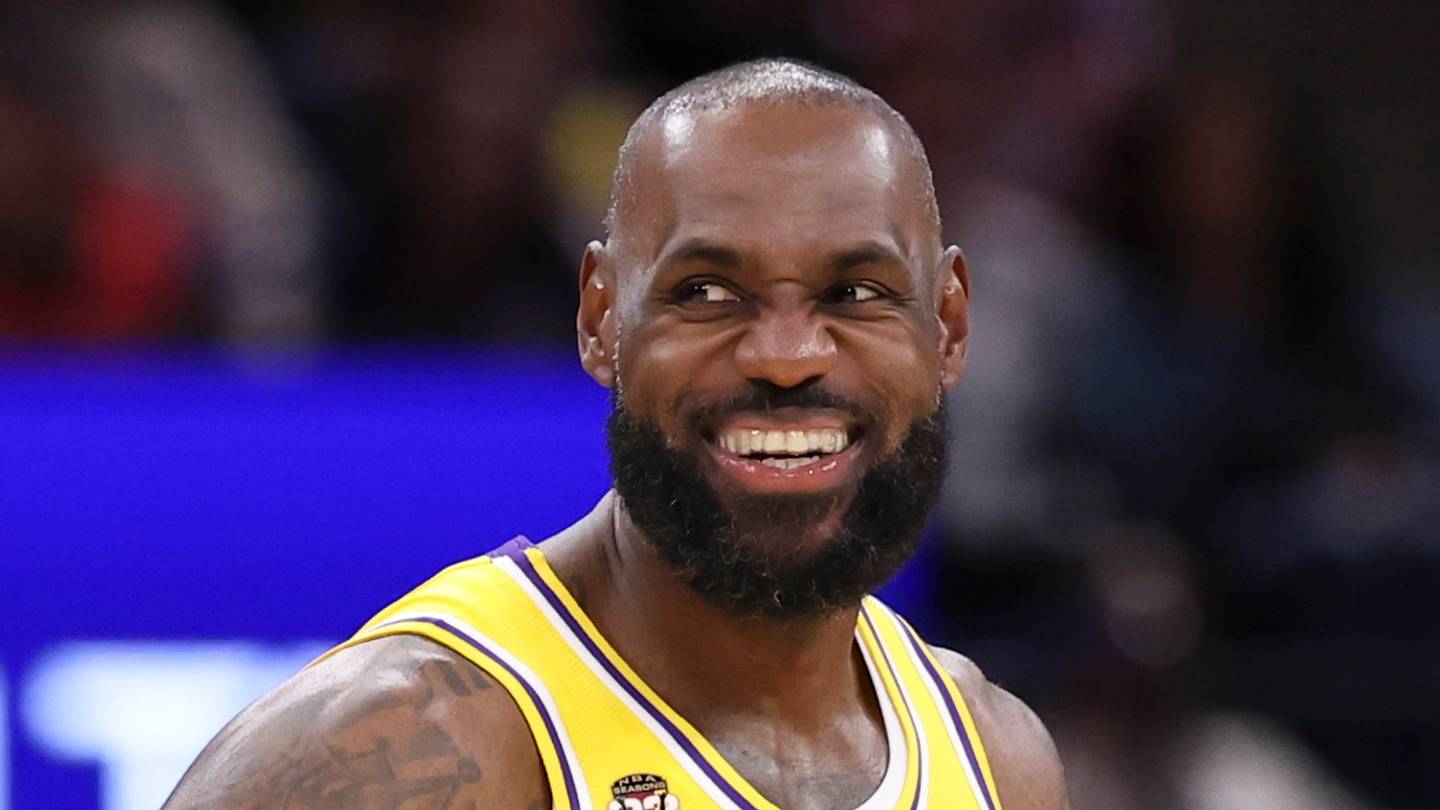 LeBron's ripple effect gifts Lakers one last bail out of Rob Pelinka's mistakes