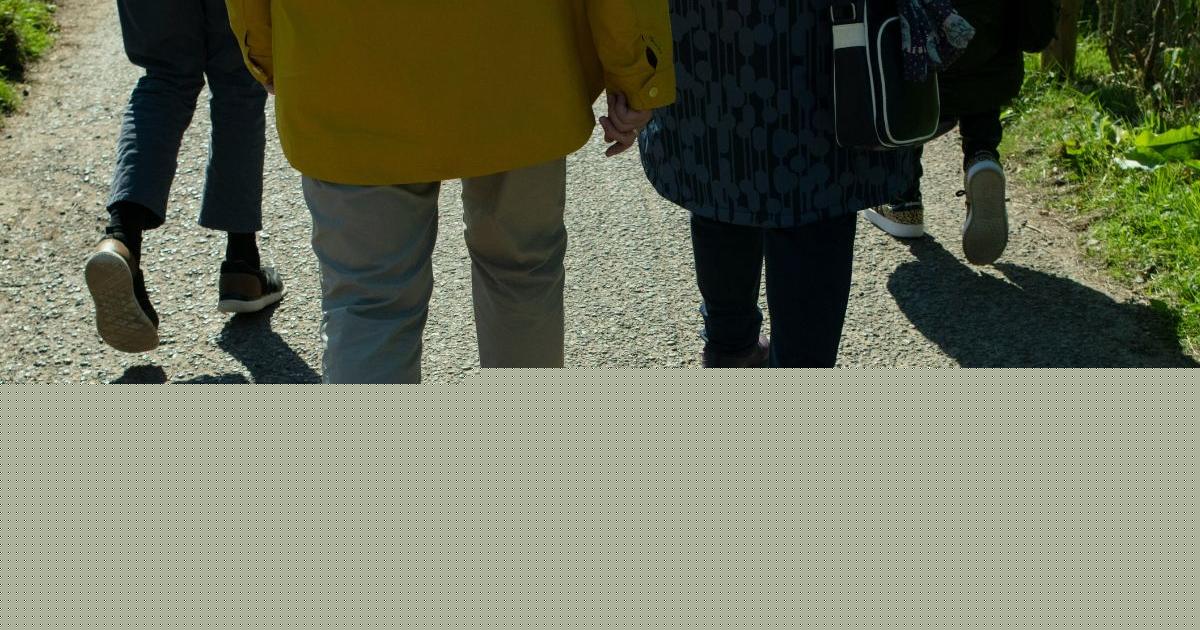 Residents invited to take part in summer walking group and free cookery session