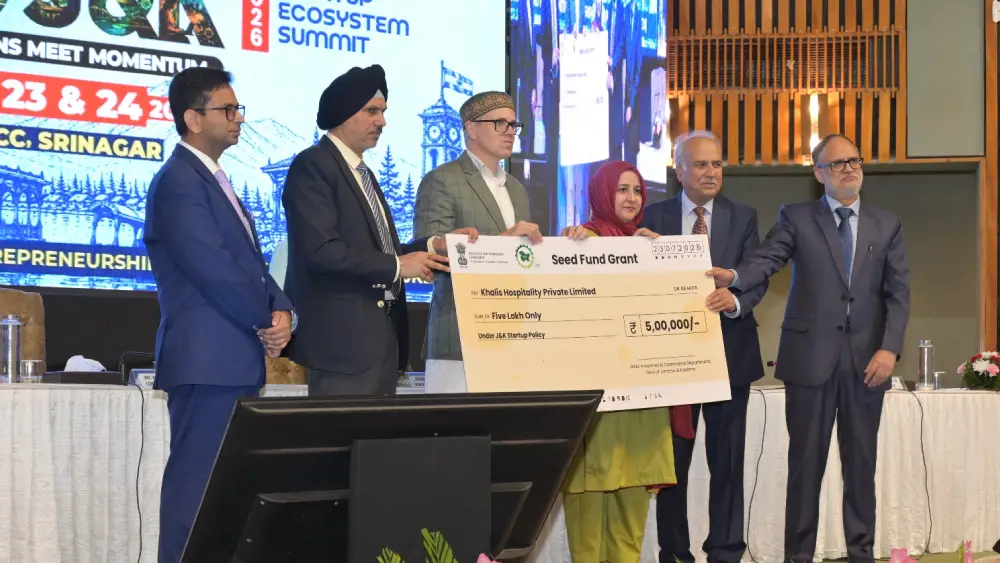 Omar Abdullah Launches Jammu Kashmir’s Biggest Startup Summit, Urges Youth to Become Job Creators
