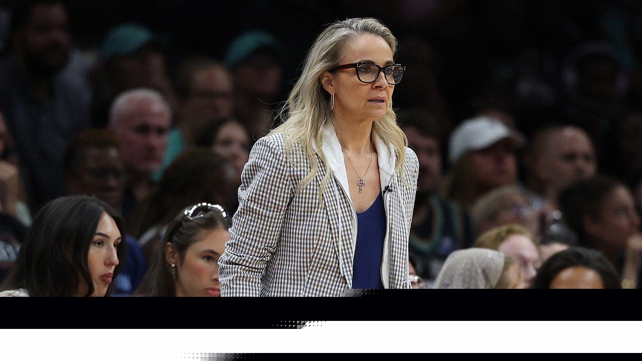Aces coach Becky Hammon benches 3 starters in what looks like WNBA scheduling protest in national TV game