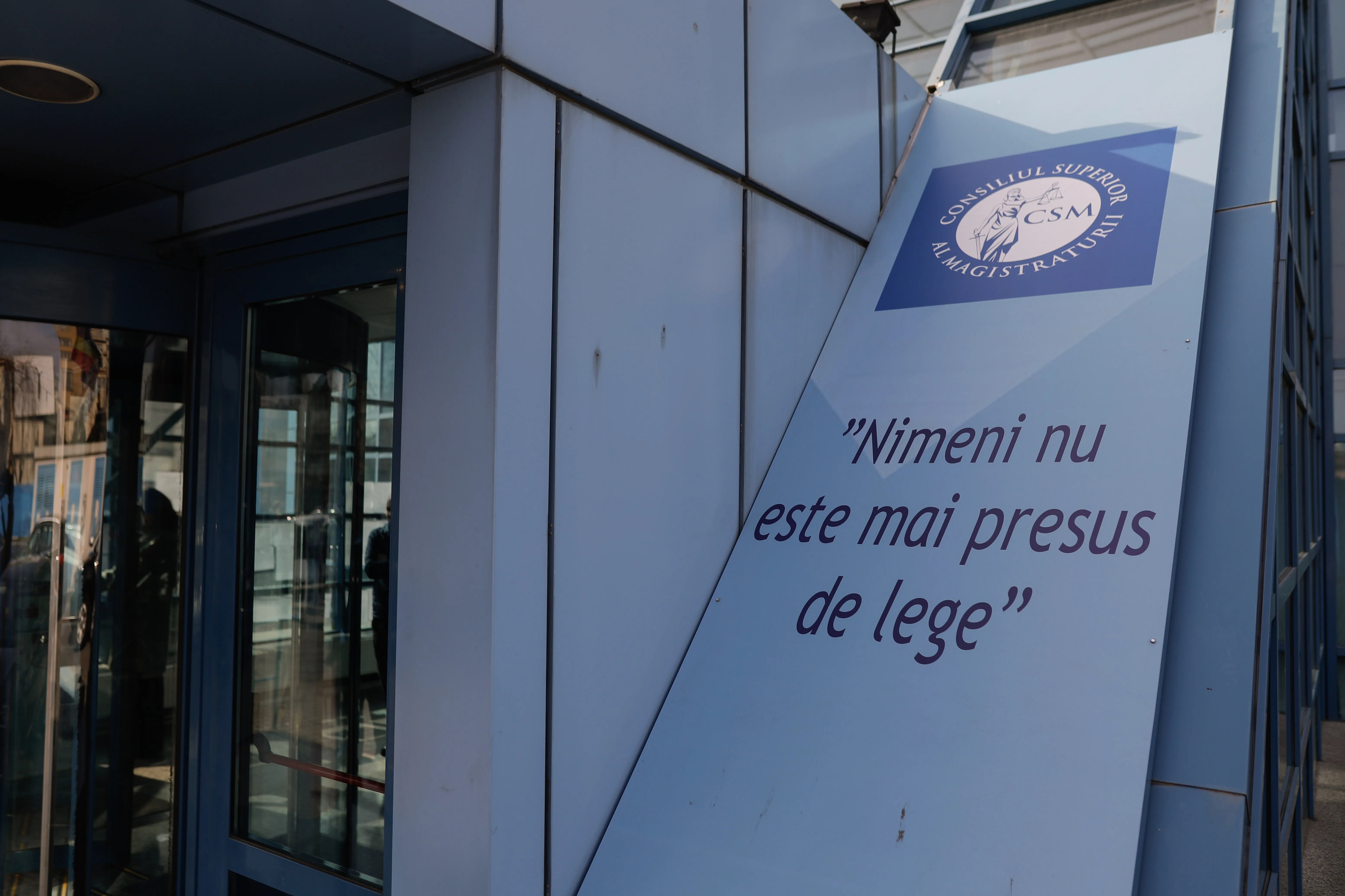 Conflict între procurorii și judecătorii din CSM. Primii acuză că le-a fost blocat accesul în aplicația ECRIS prin care au acces la dosare