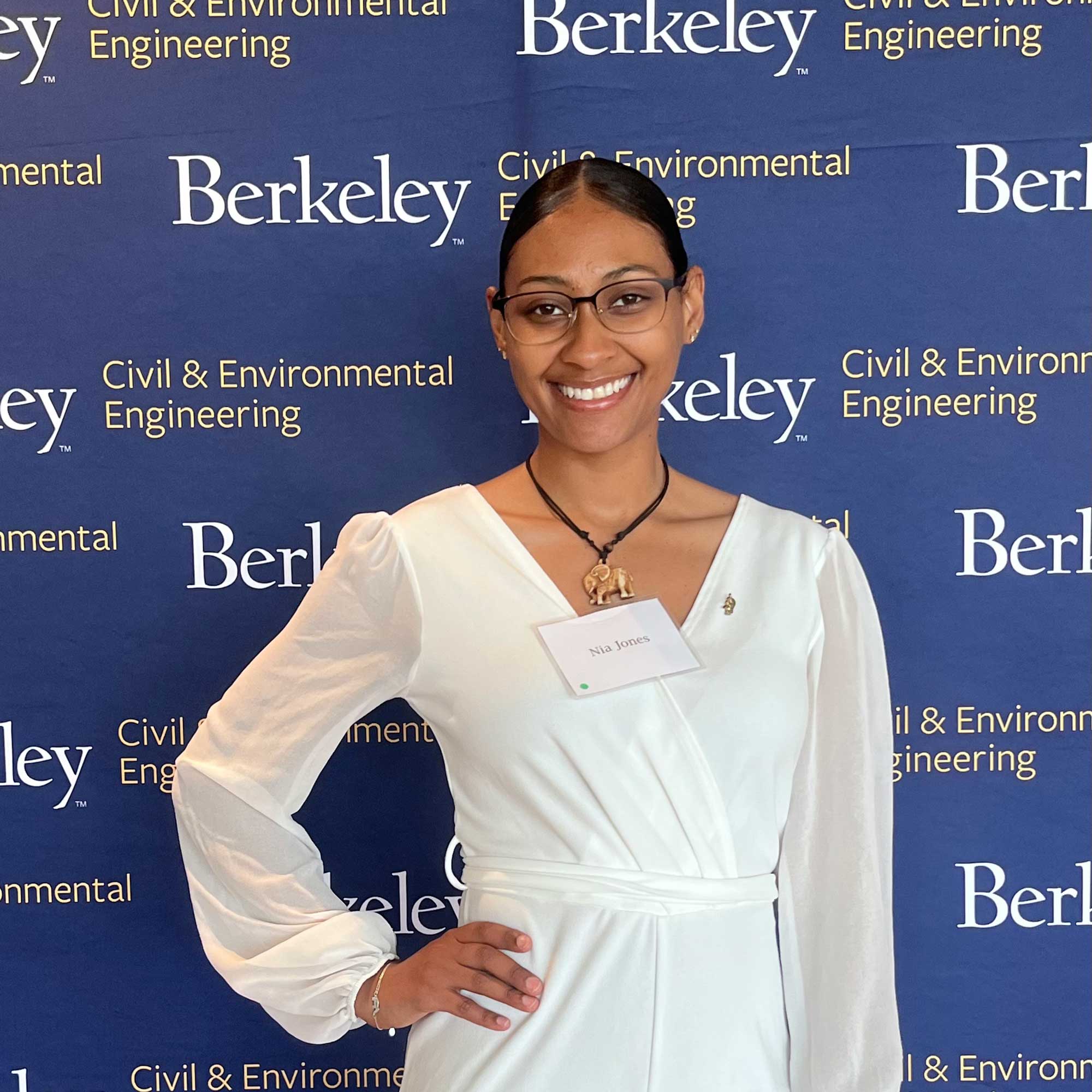 Nia Novella Jones is working to be the change and build environmental leaders.