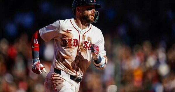 Clinging to final wild card spot, Red Sox start series in Tampa