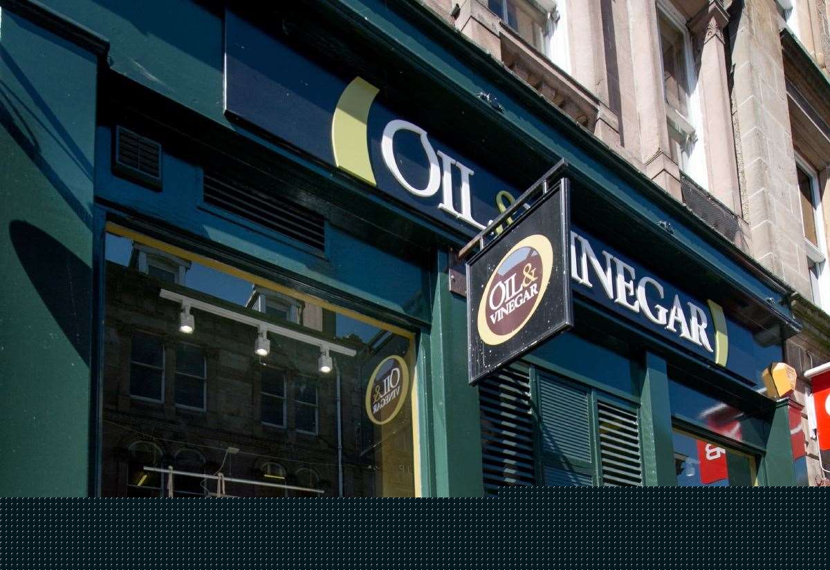 Popular city centre shop owners to retire