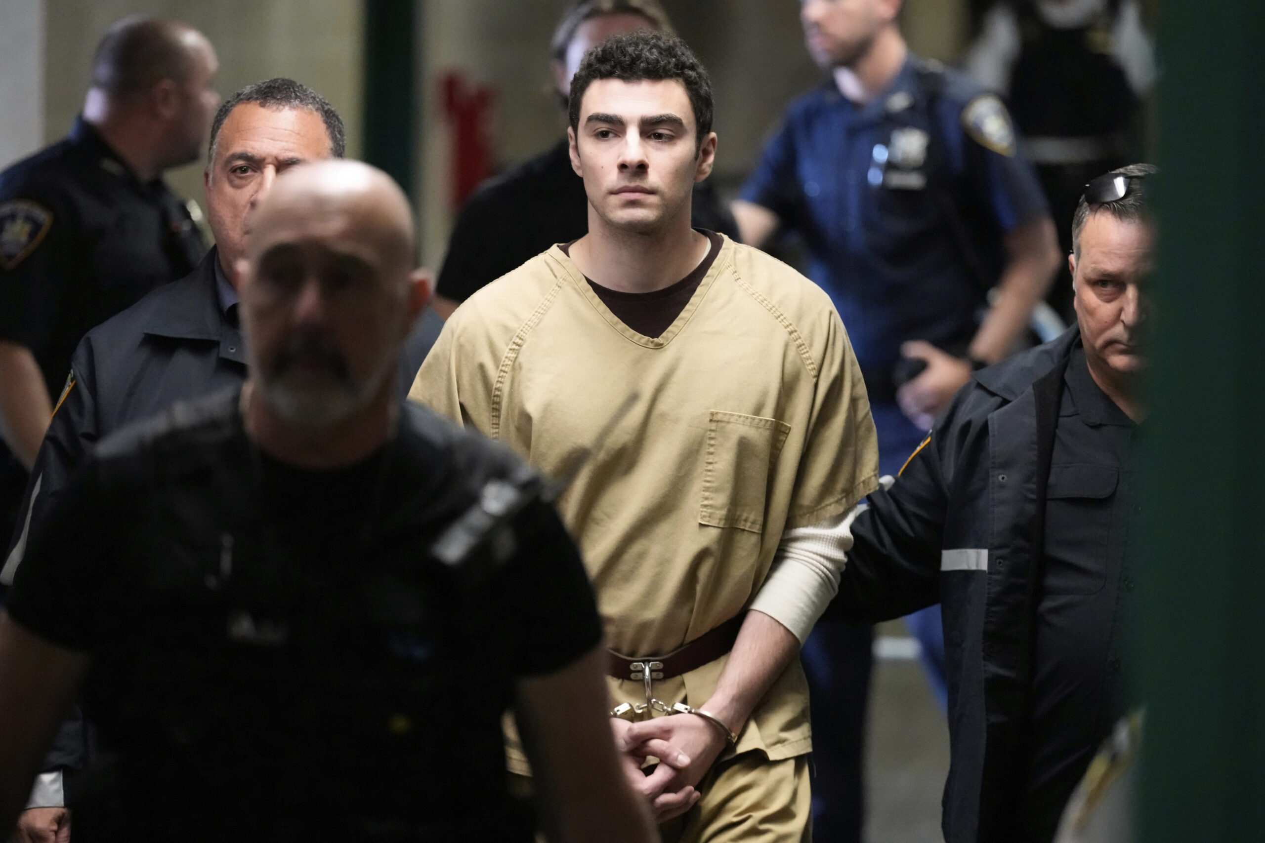 Imposter Facing Charges After Trying to Break Luigi Mangione Out of Prison With a Pizza Cutter