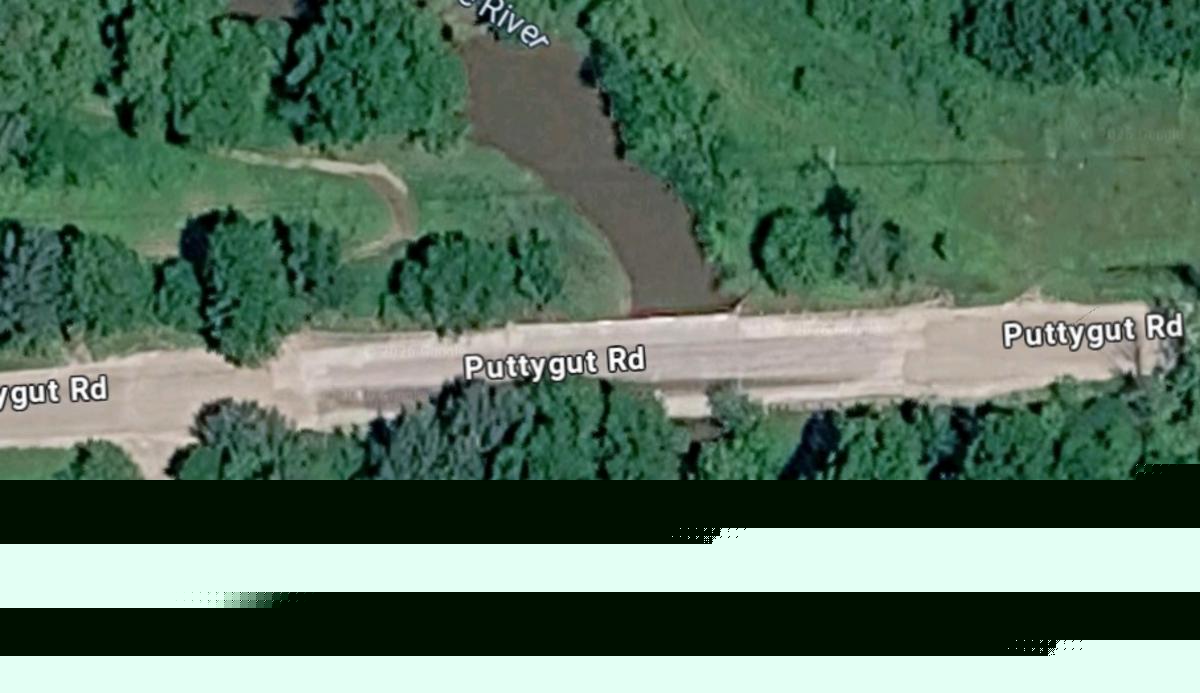 Looking for a Good Scare? Visit the Puttygut Bridge at Night