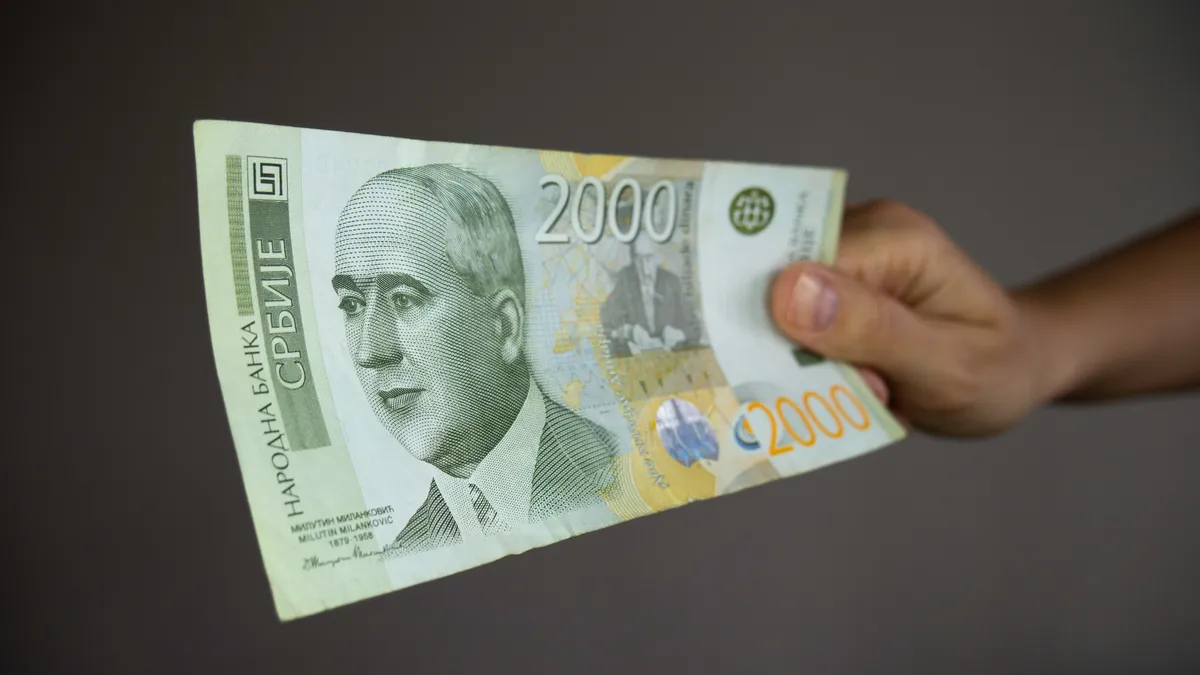 UGS Nezavisnost: Vlada Srbije ponudila minimalac od 600 evra za 2027, umesto obećanih 650 evra