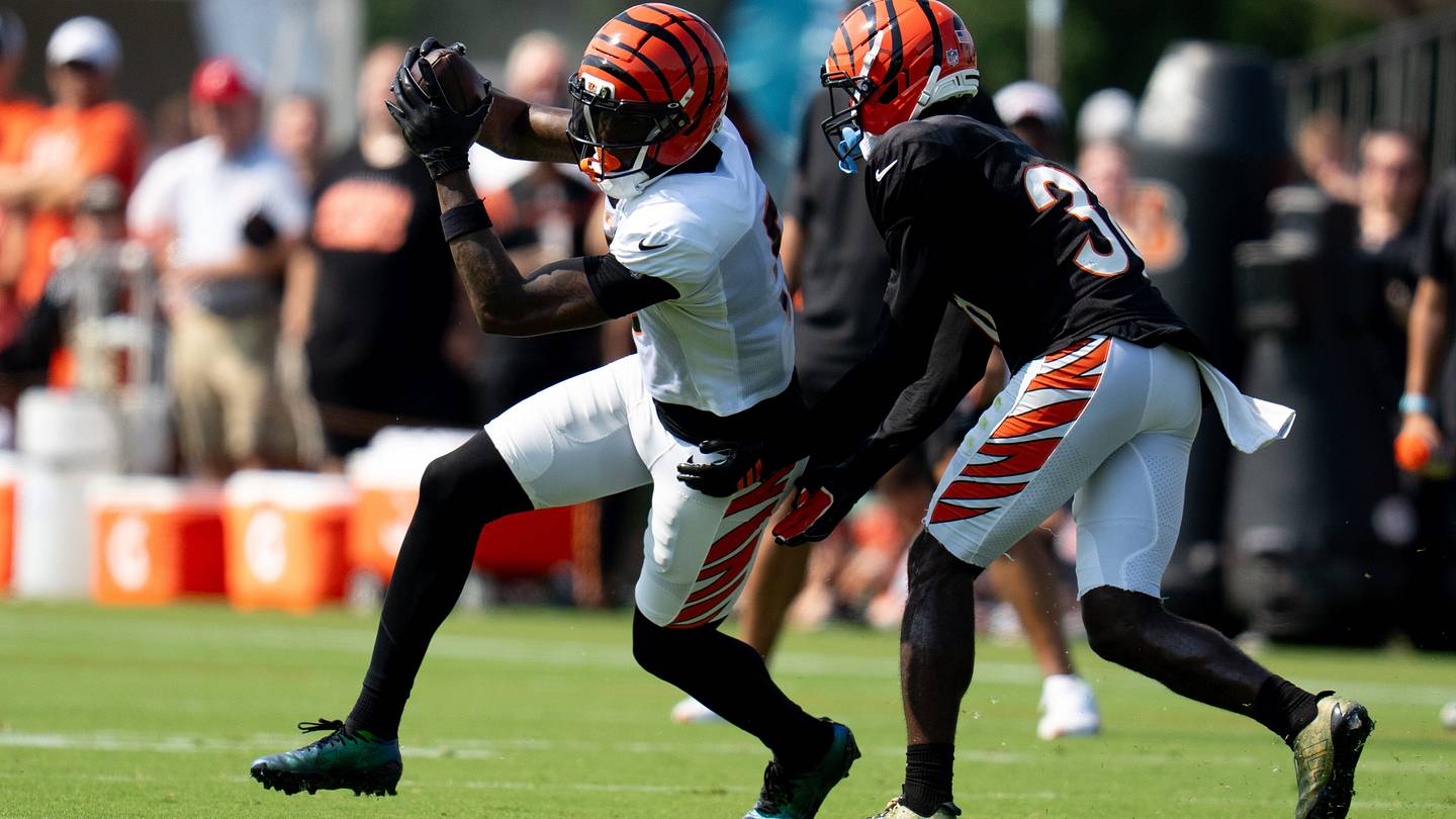 Cincinnati Bengals Training Camp Day 9 Recap: Temperature, Intensity Rise with Pair of Long Team Periods