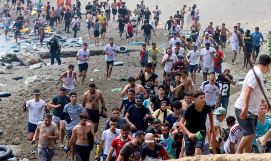 Maroc / Se înmulţesc apelurile pe rețelele sociale pentru o intrare în masă în Ceuta şi Melilla pe 15 august