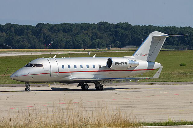 Bombardier jet crashes during takeoff in Maine, killing all aboard