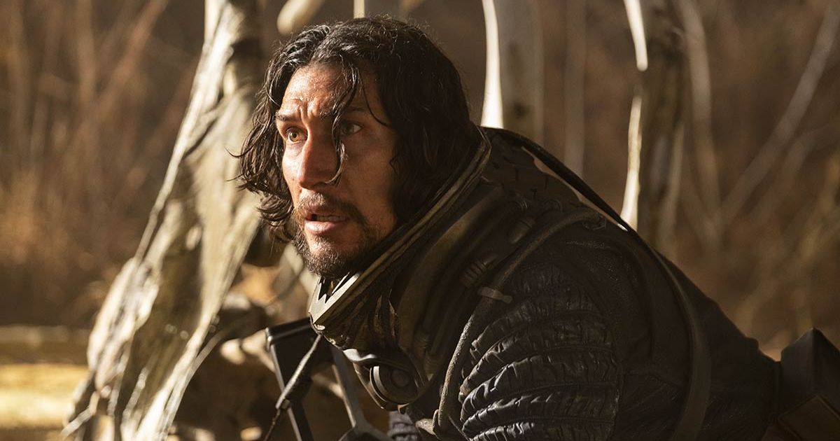 Adam Driver & Anne Hathaway To Star in War Movie Alone at Dawn