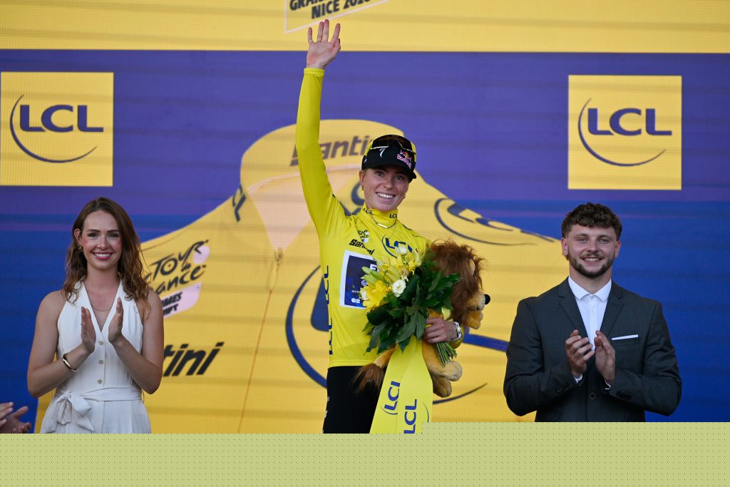 Tears of joy for Vollering after winning second Women’s Tour de France