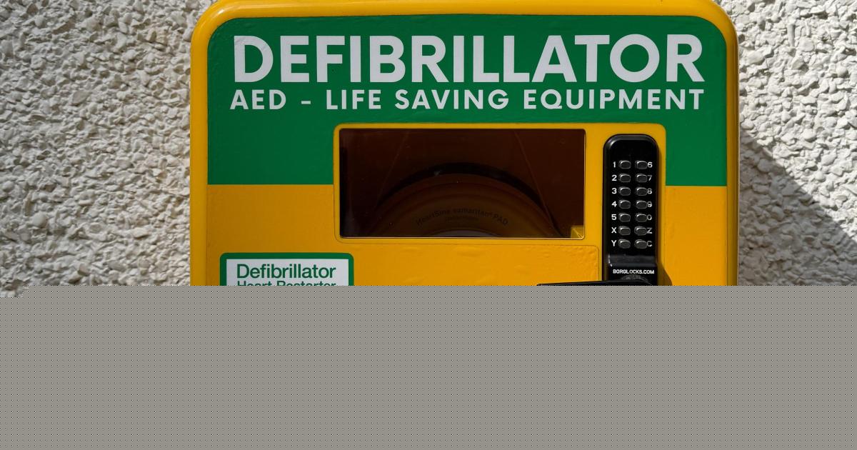 Life-saving defibrillator and bleed kit to be installed in Braintree town centre