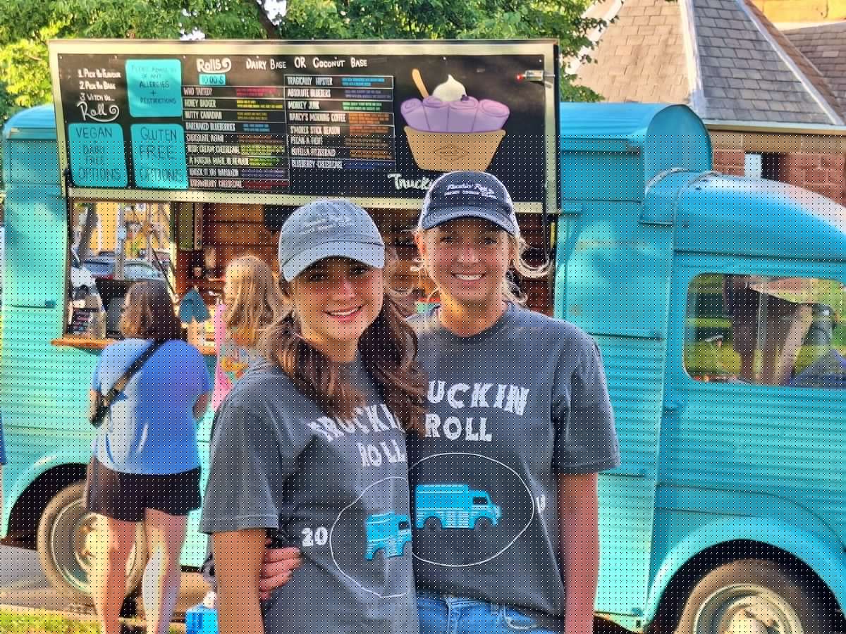 New Truckin' Roll owner has support of family, previous owner in running Charlottetown's blue ice cream van