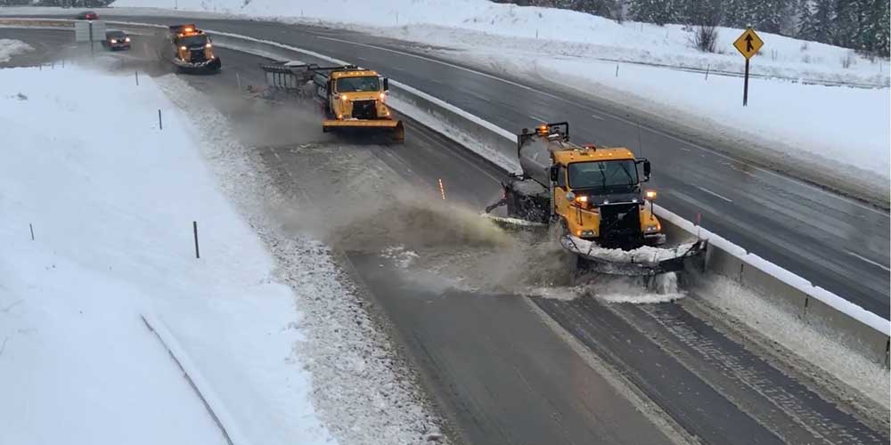 Oregon transportation department behind on winter hiring because of funding delay