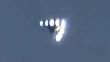 Haunting moment mystery V-shaped UFO hovers over Los Angeles in eerie vid as witness says ‘light was bigger than stars’