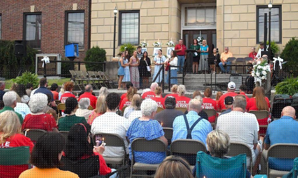 Brooks, McNew, Sorke honored during candlelight vigi.