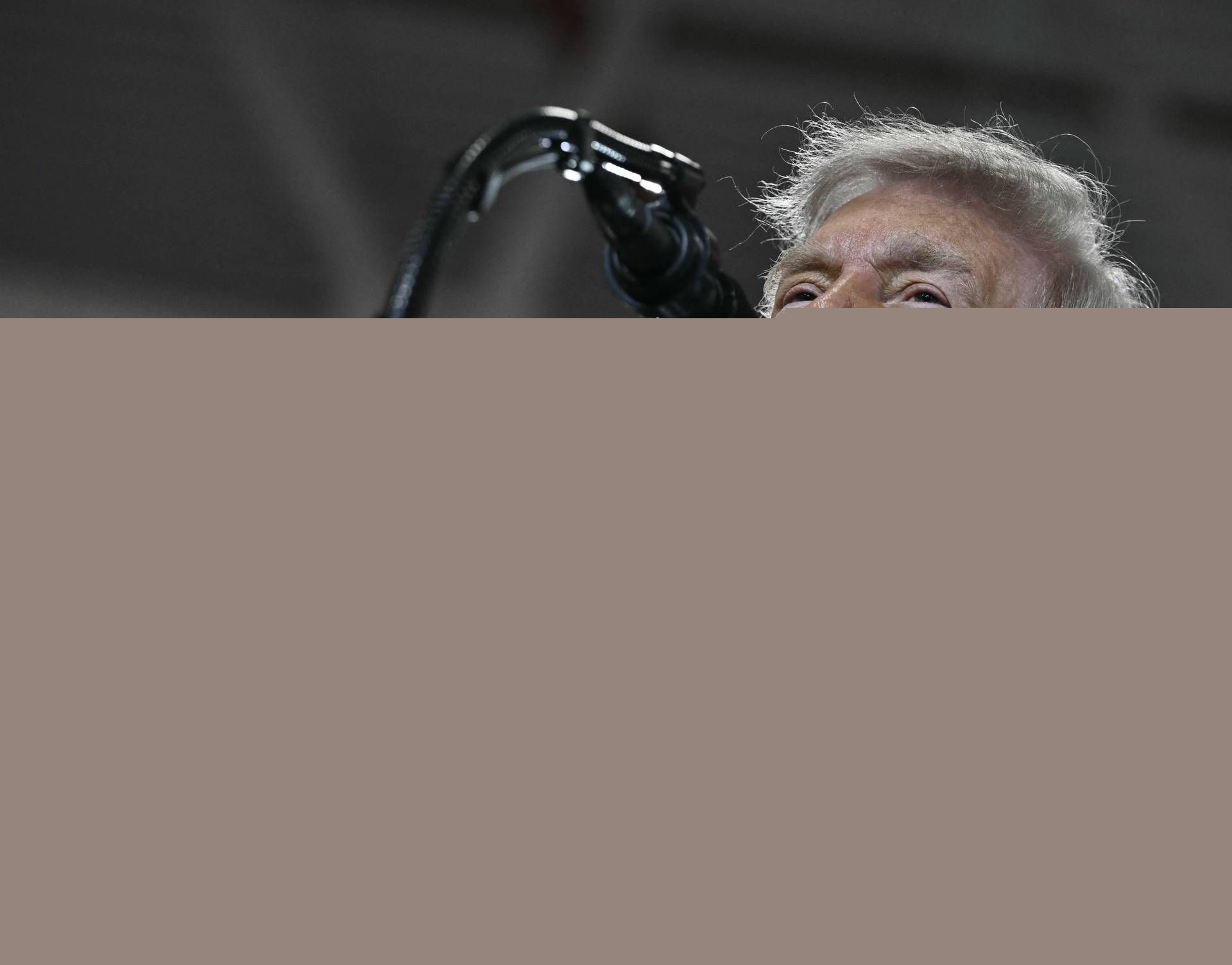 Iran-Usa, partita a scacchi e Teheran non ha fretta: "Trump sotto pressione"