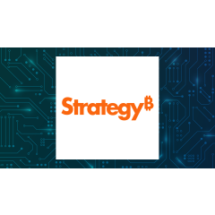 Strategy (NASDAQ:MSTR) Reaches New 1-Year Low  – Here’s What Happened