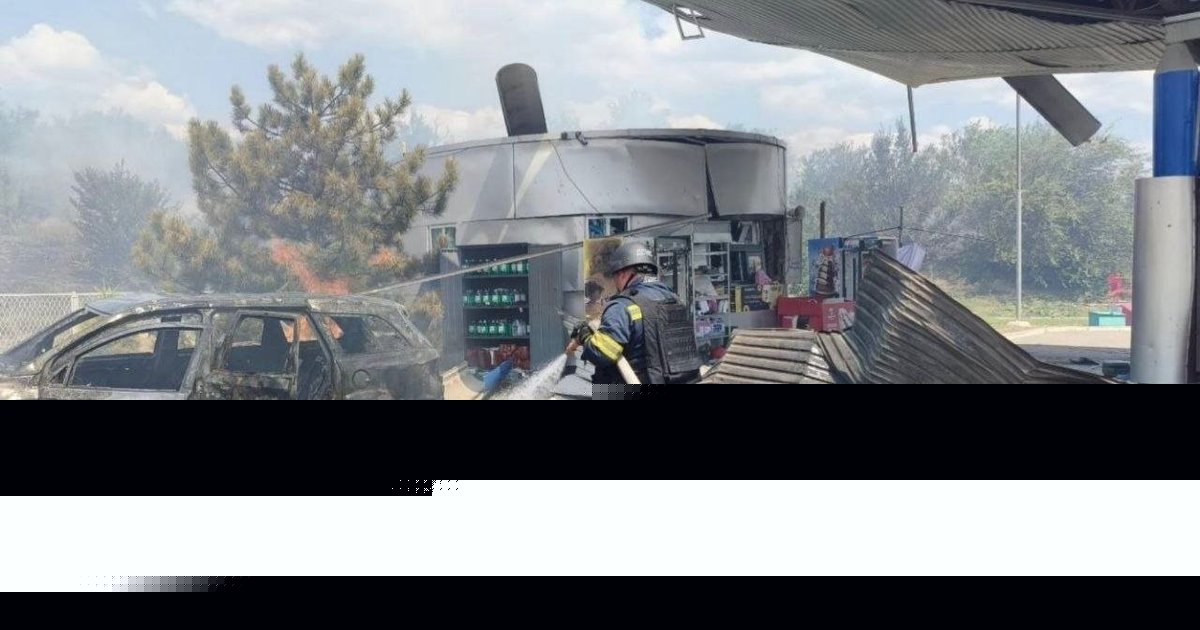 Войска РФ ударили по АЗС на Криворожье: погибли три человека, среди них – 8-летний мальчик, 6 раненых (обновлено). ФОТО
