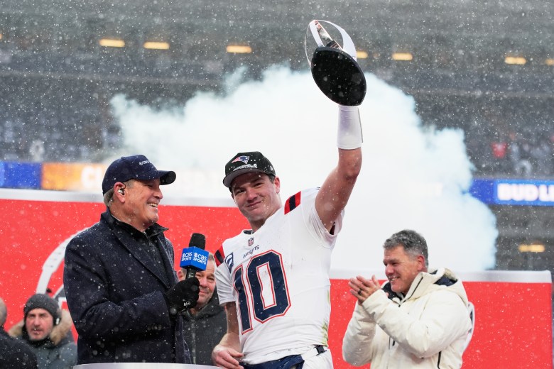 Get ready for the Super Bowl with a word search about football