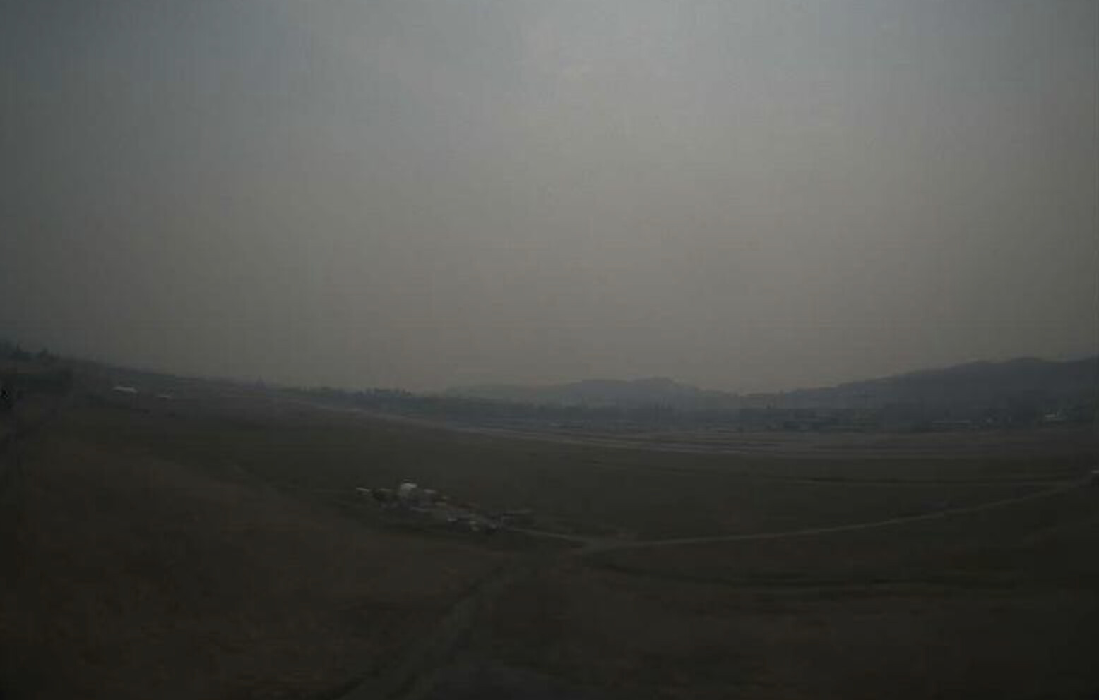 Wildfire smoke impacts flights at Kelowna International Airport (Kelowna)