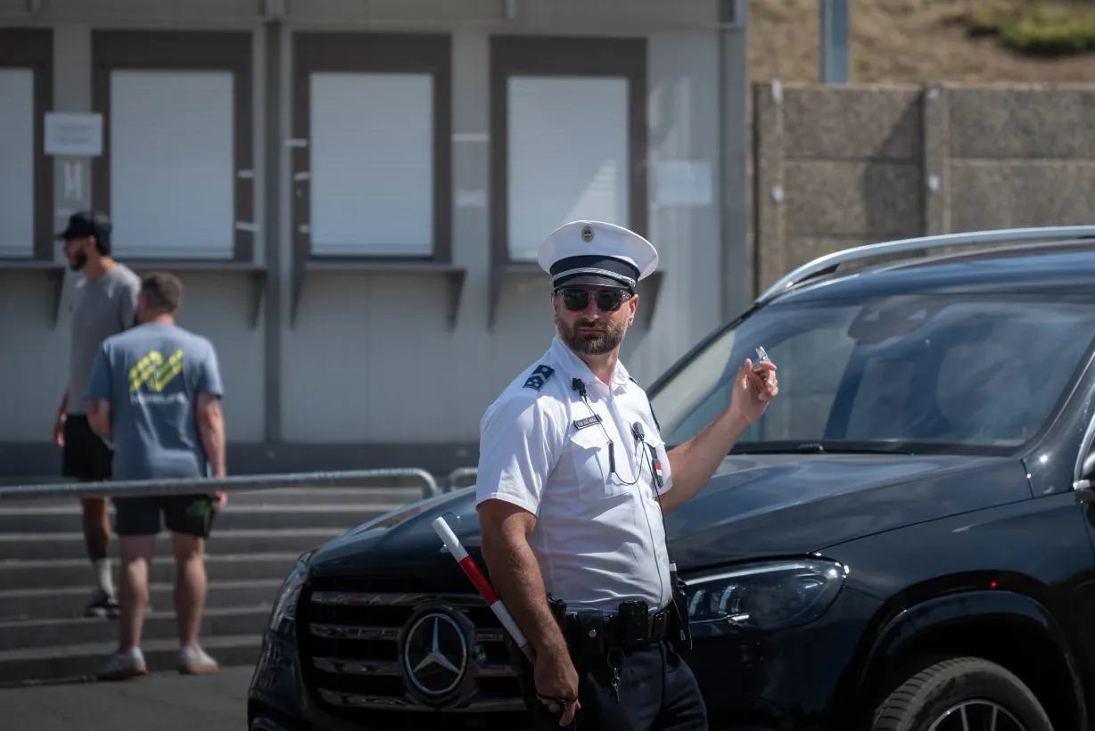 Comment on Budapest public safety operation ‘a success’, says ministry, civil guard patrols come to help public safety by Anonymous
