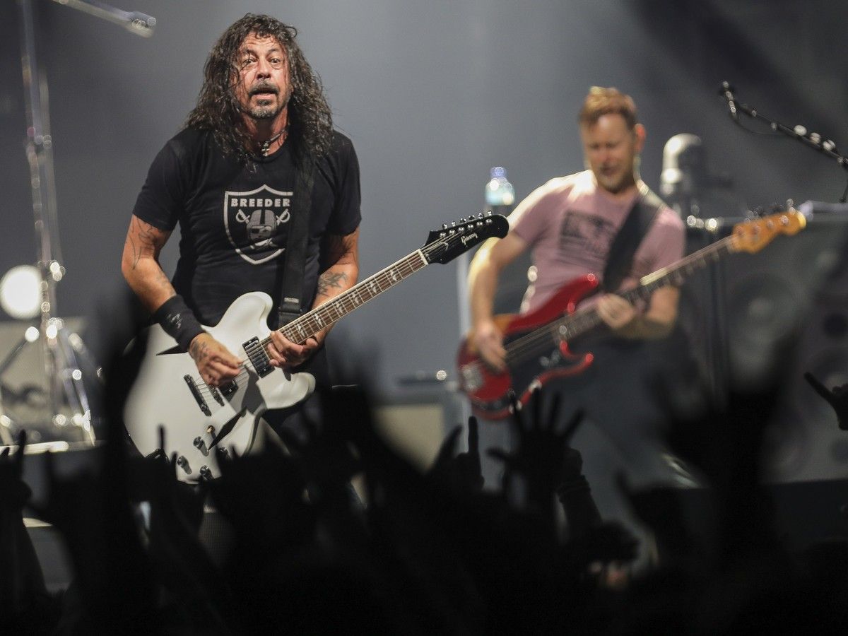 Foo Fighters deliver hit-filled set at Toronto’s Rogers Stadium
