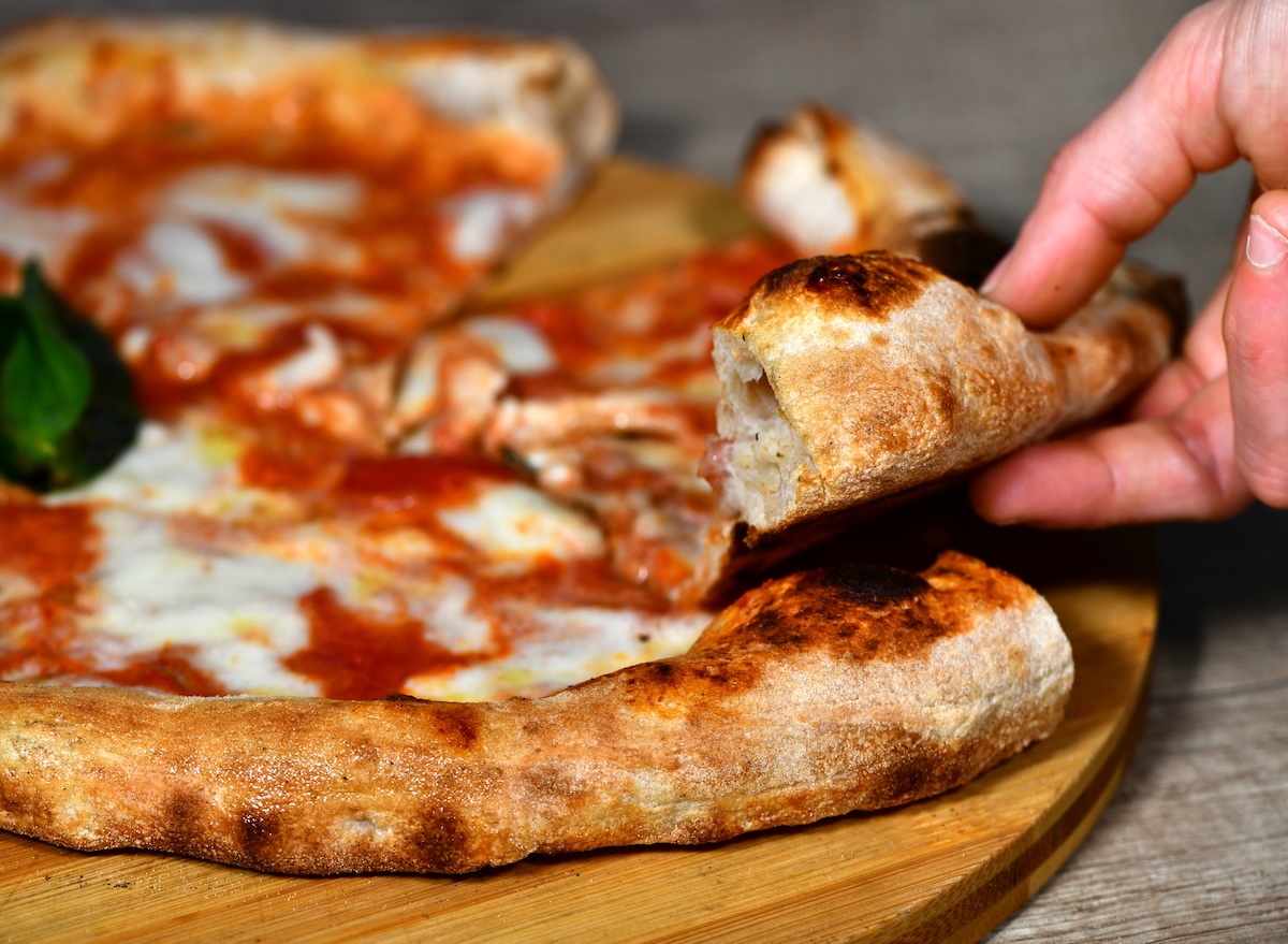 3 Best Neapolitan Pizza Spots in America, According to Chefs