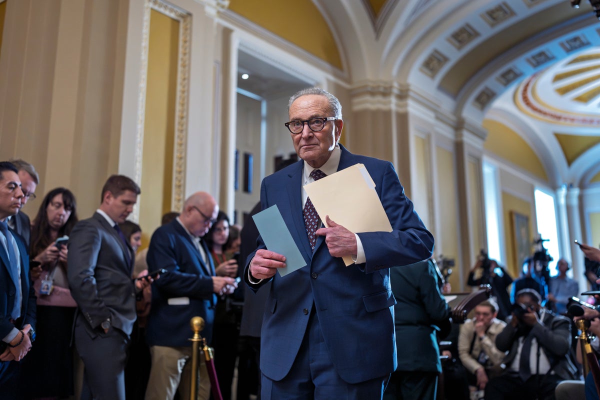 Deal reached to avert government shutdown