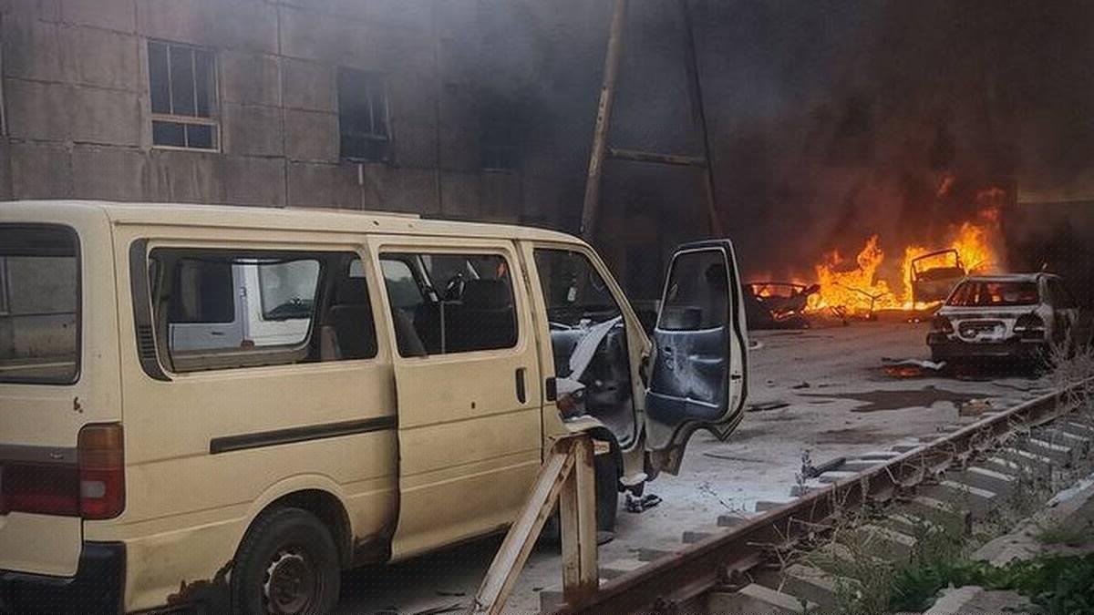 Russian strike on Ukrposhta facilities in Pavlohrad kills two employees, wounds one