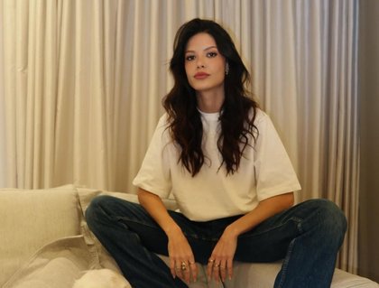 Vitória Strada fala de novo projeto na Globo, do impacto do 'BBB' na sua carreira e do tabu ainda existente sobre a bissexualidade: 'Acho estranho tanta comoção'