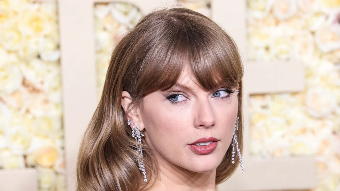 Taylor Swift plans full Seth Meyers takeover to promote new showgirl era