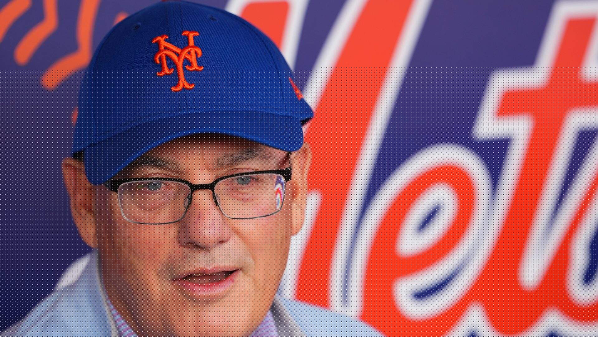 Mets Release Controversial Outfielder During Guardians Series
